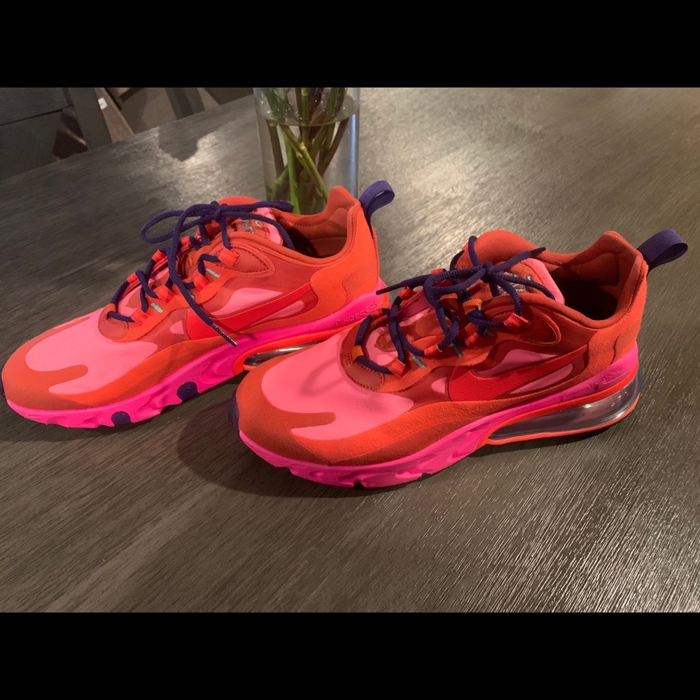 Nike 270 React